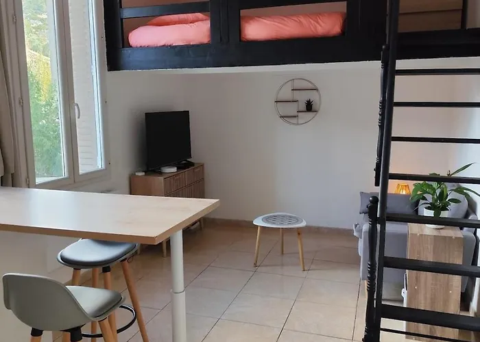 Cocoon En Bas Du Faron
